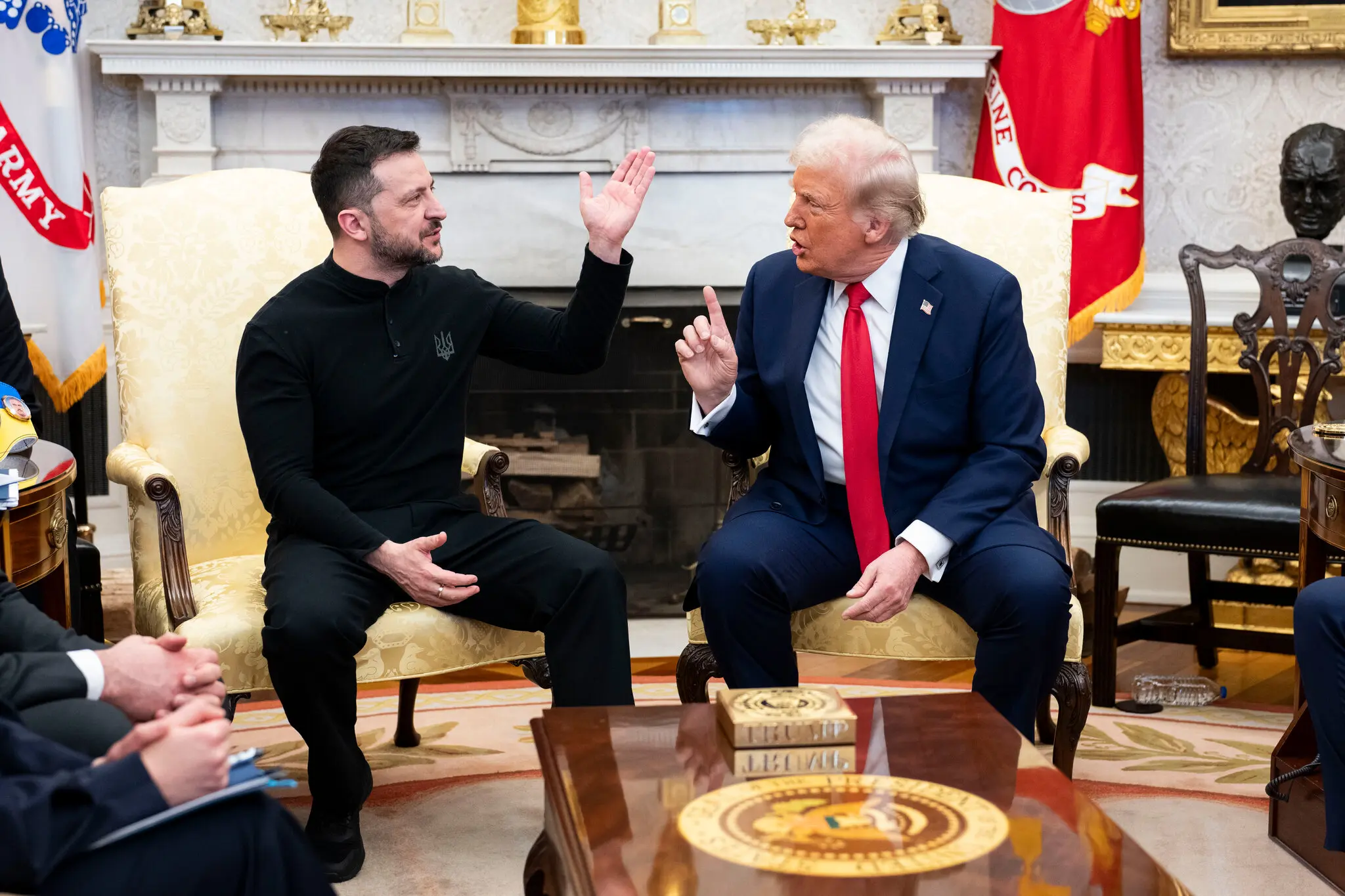 Президент Володимир Зеленський і президент Трамп в Овальному кабінеті в п'ятницю